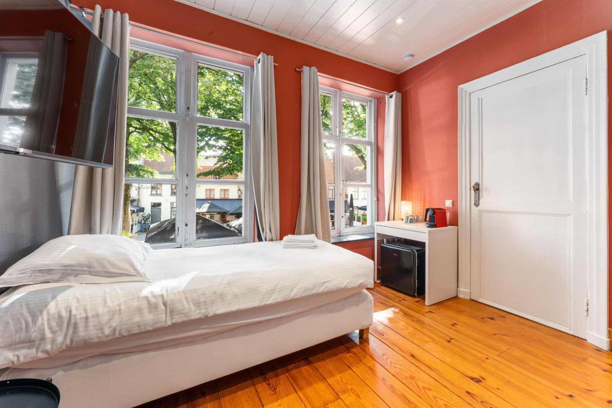 Lake Suites Brugge Buitenkant foto