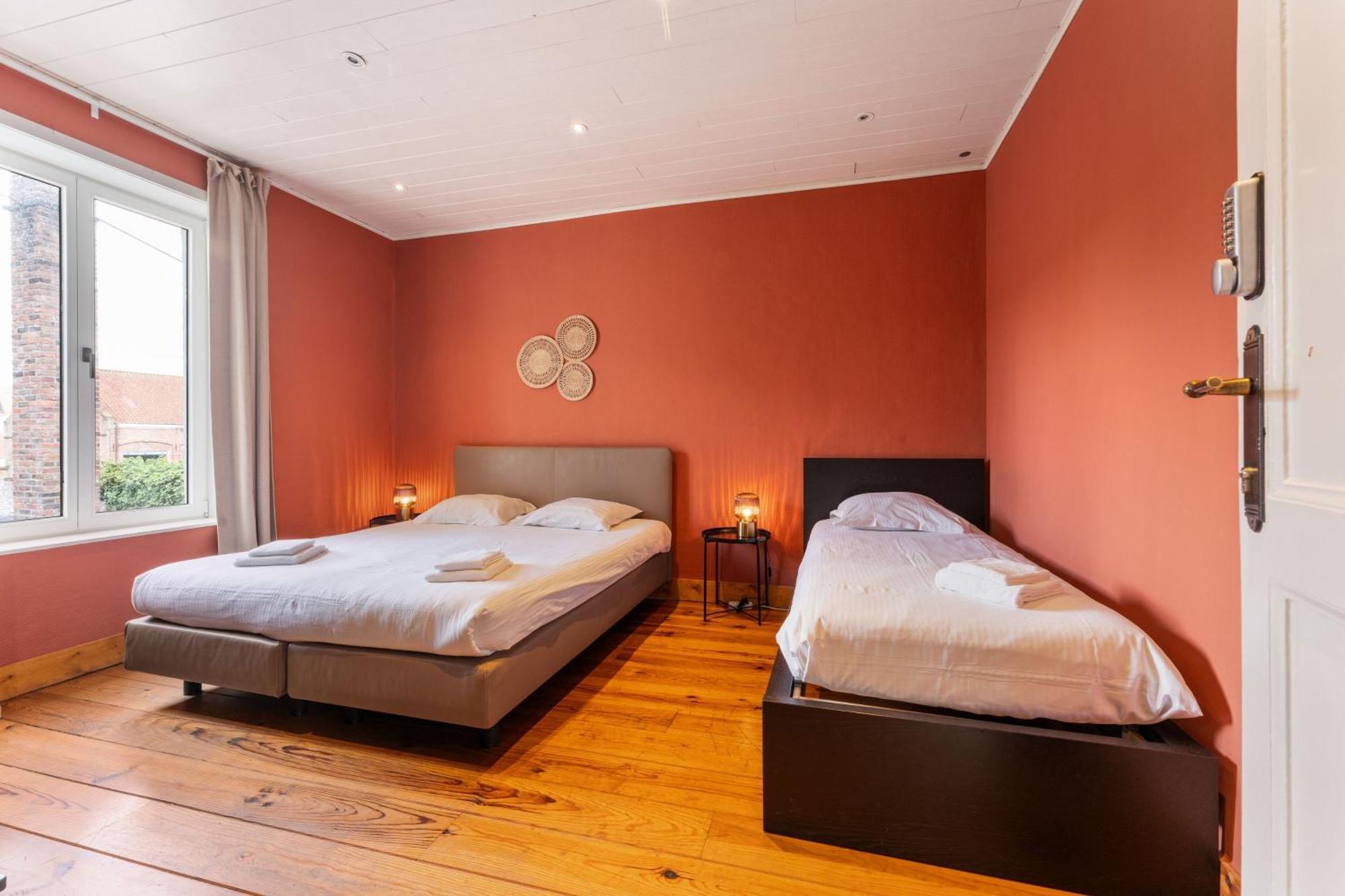 Lake Suites Brugge Buitenkant foto